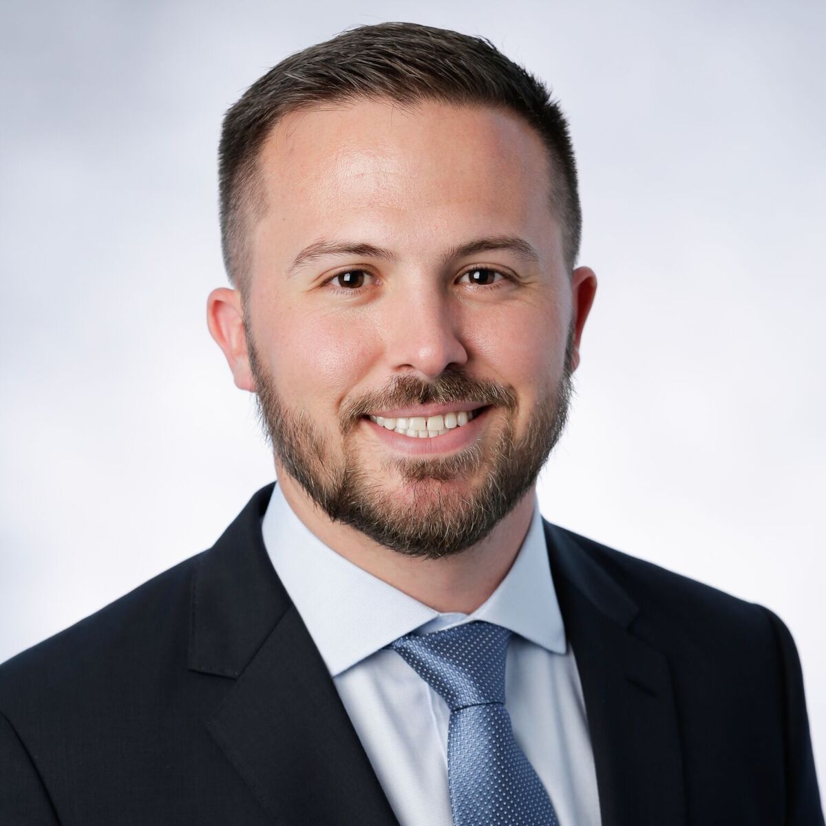 Elliot joined GreenSpace in 2024 and serves as development lead - sourcing, underwriting, and managing self-storage development opportunities using GreenSpace’s proprietary methodology of building with used shipping containers.